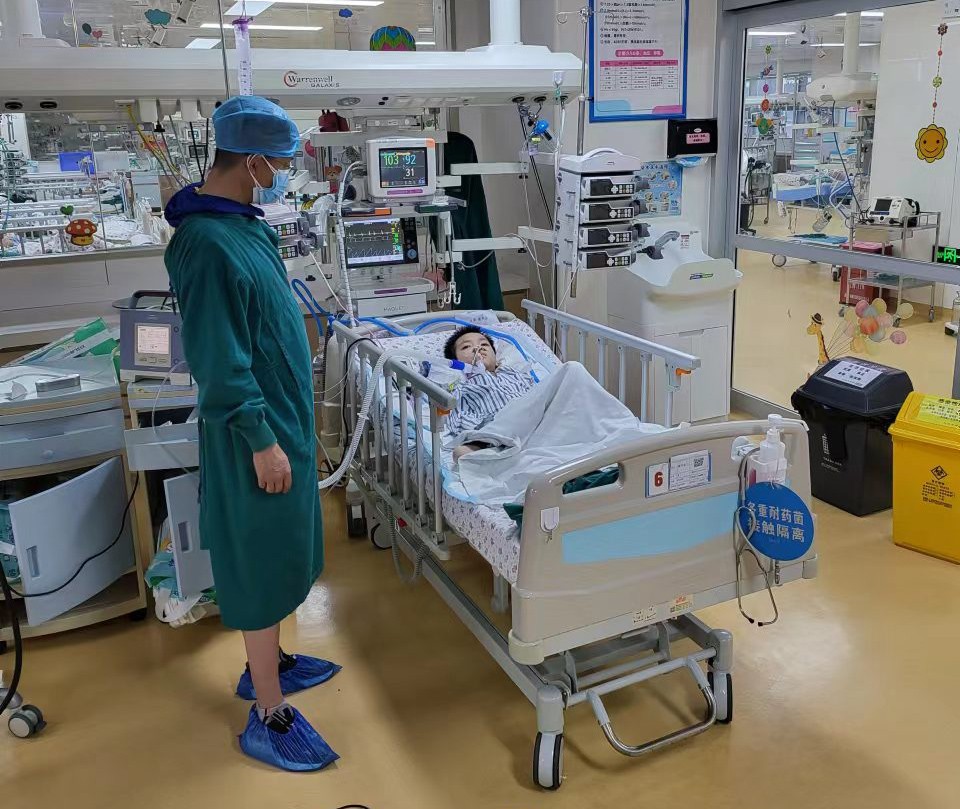 平利县跨省救护车出租公司